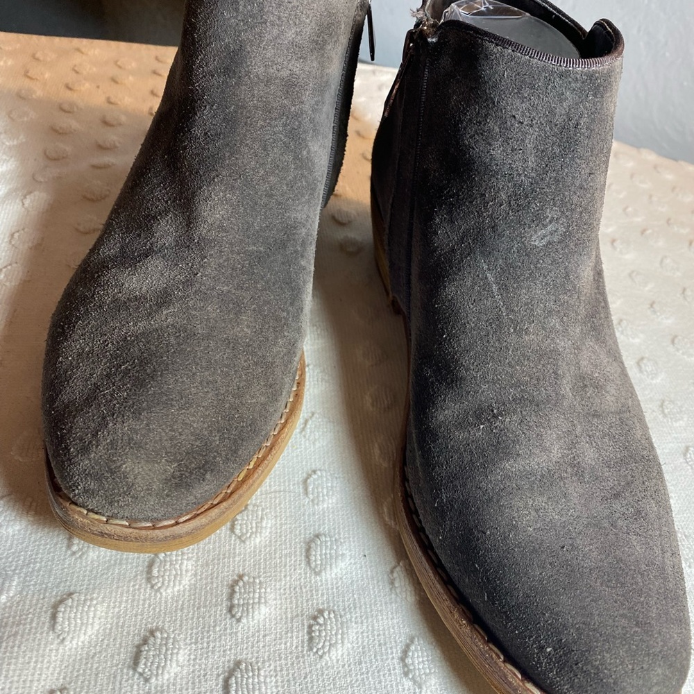 Sam Edelman Grey Mercer Suede Booties - Picture 9 of 16